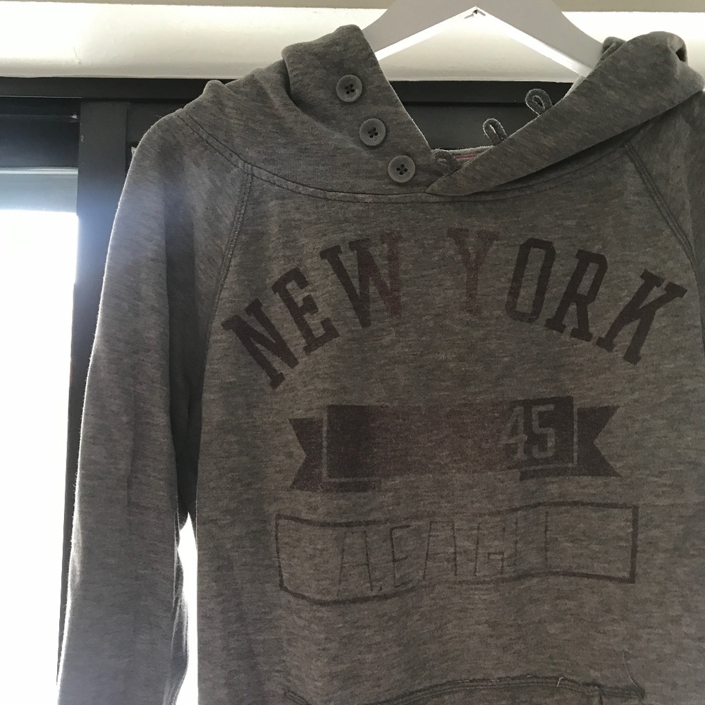 A E O // Grey hoodie with cute button details